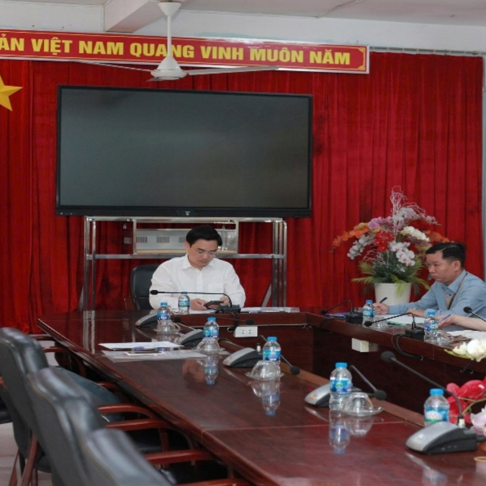 Trao Đổi Hợp Tác Nghiên Cứu Khoa Học Giữa Ông Nguyễn Thành Hưng Và Nhóm Đề Tài